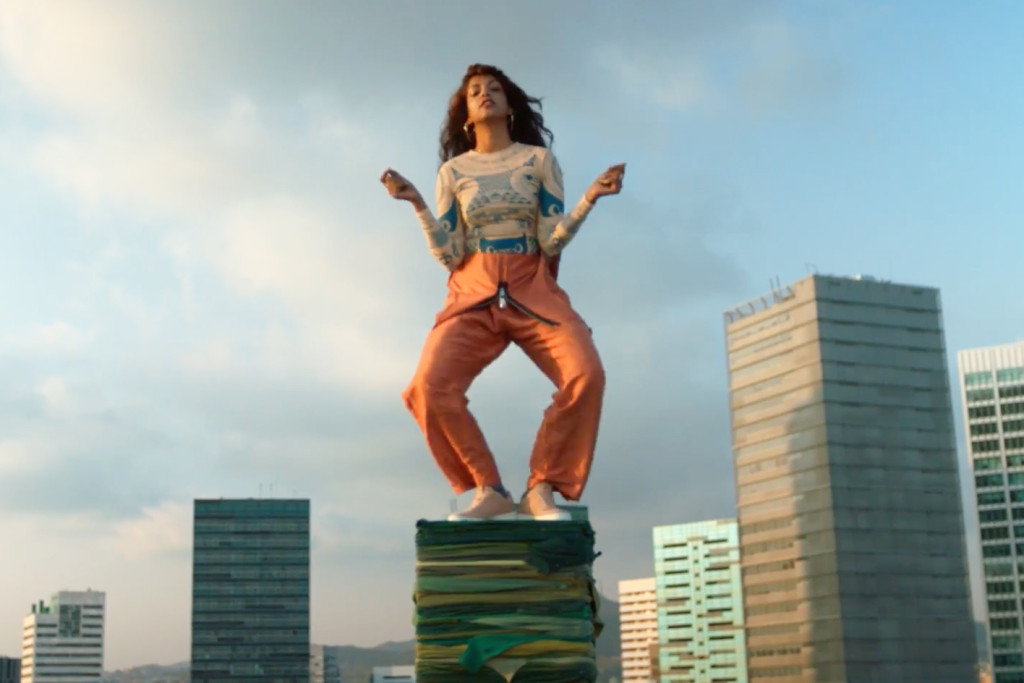 mia-rewear-it-preview-world-recycle-week-0