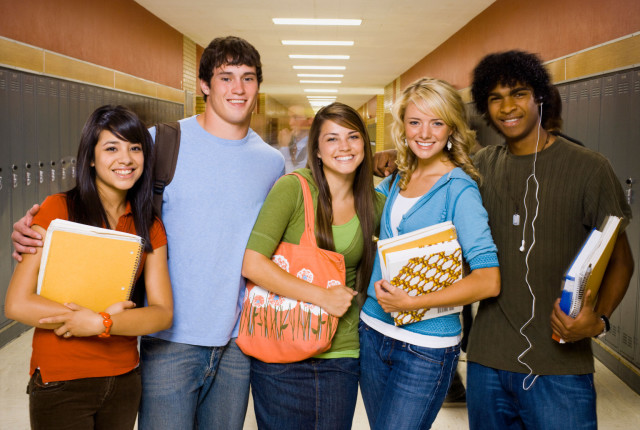 BJD45W Five High School students at school.