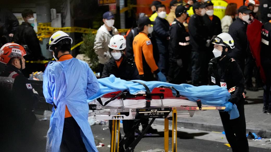 Lee Jihan, K-Pop singer and actor, dead in South Korea crowd crush - National | Globalnews.ca