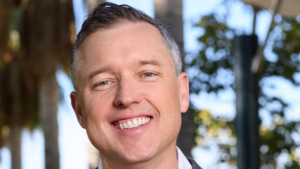 Disney has a new Metaverse Exec. His first task: Tell us what the heck the 'metaverse' is. - Disney Dining