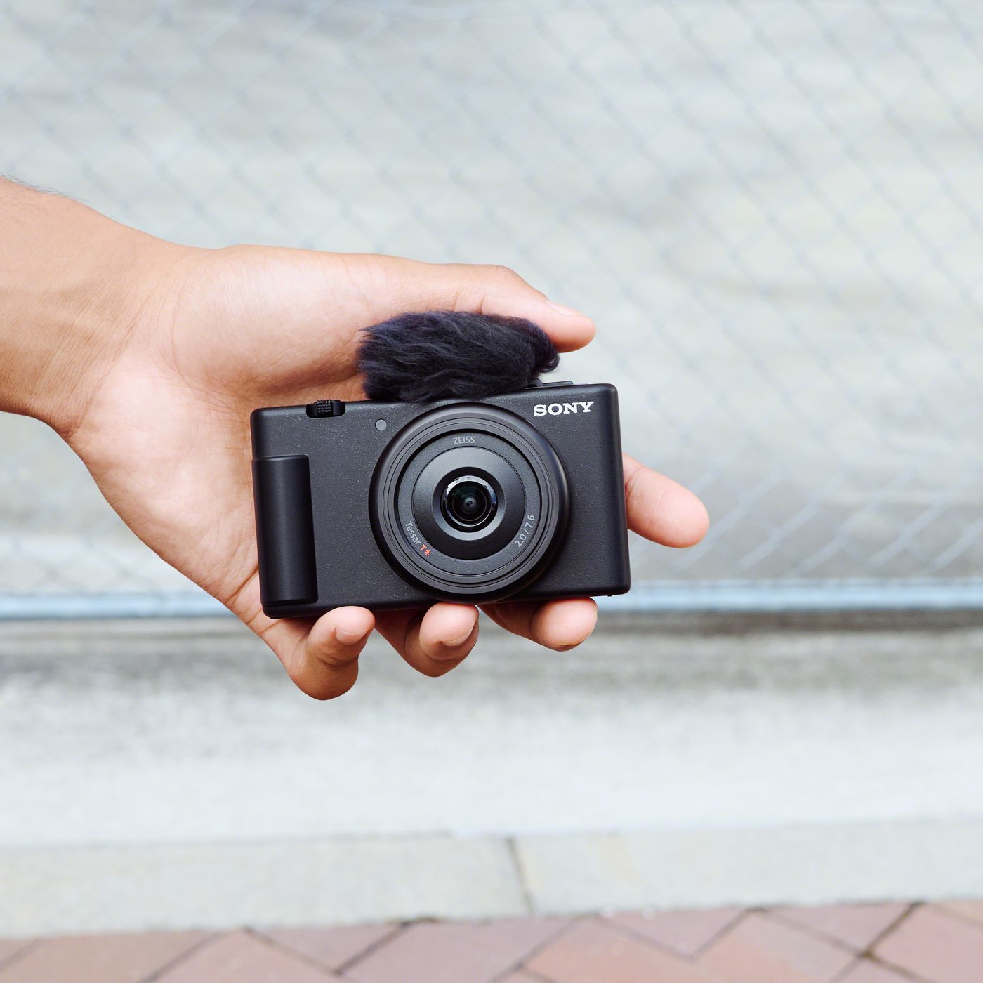 Sony's ZV-1F vlogging camera has a low price and a lot fewer features - The Verge