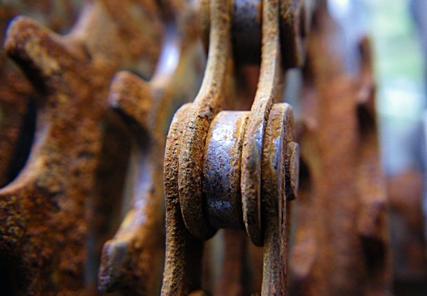 bike-chain-rusty-620x465