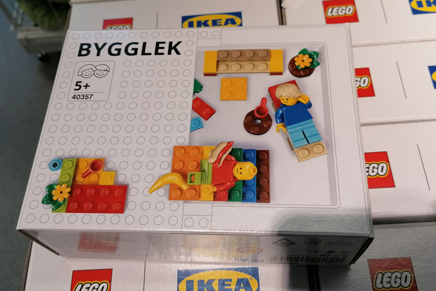 Brickfinder - LEGO IKEA BYGGLEK First Look!