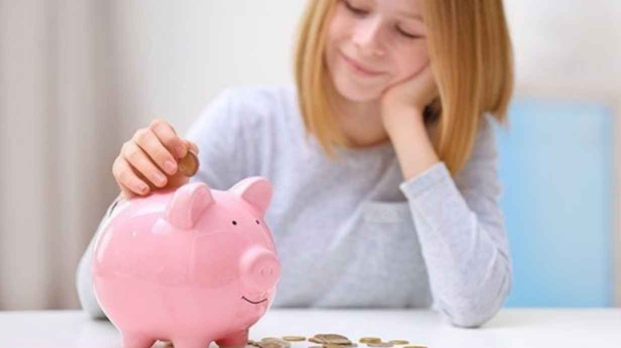 Financial Literacy or How to Save Money as a Student